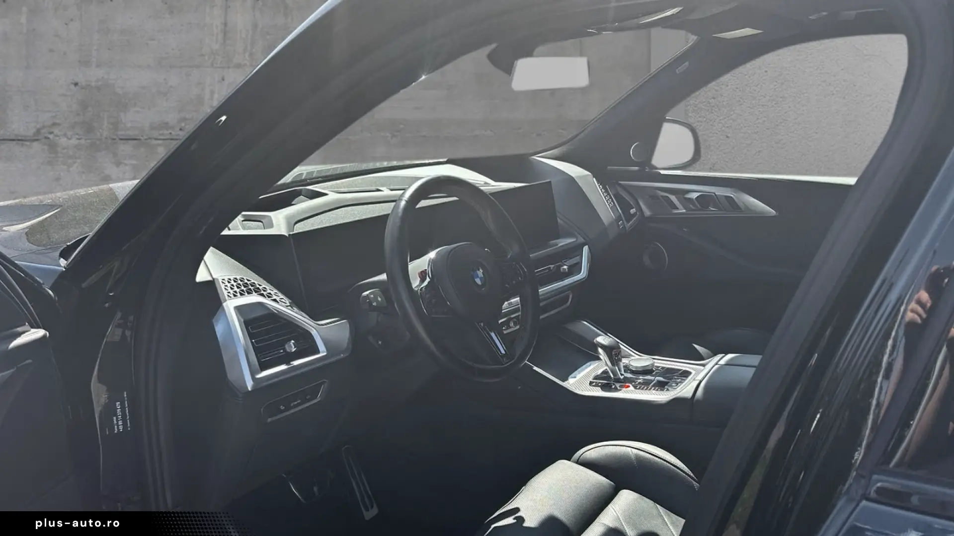 BMW XM M Driver Package Soft-Close