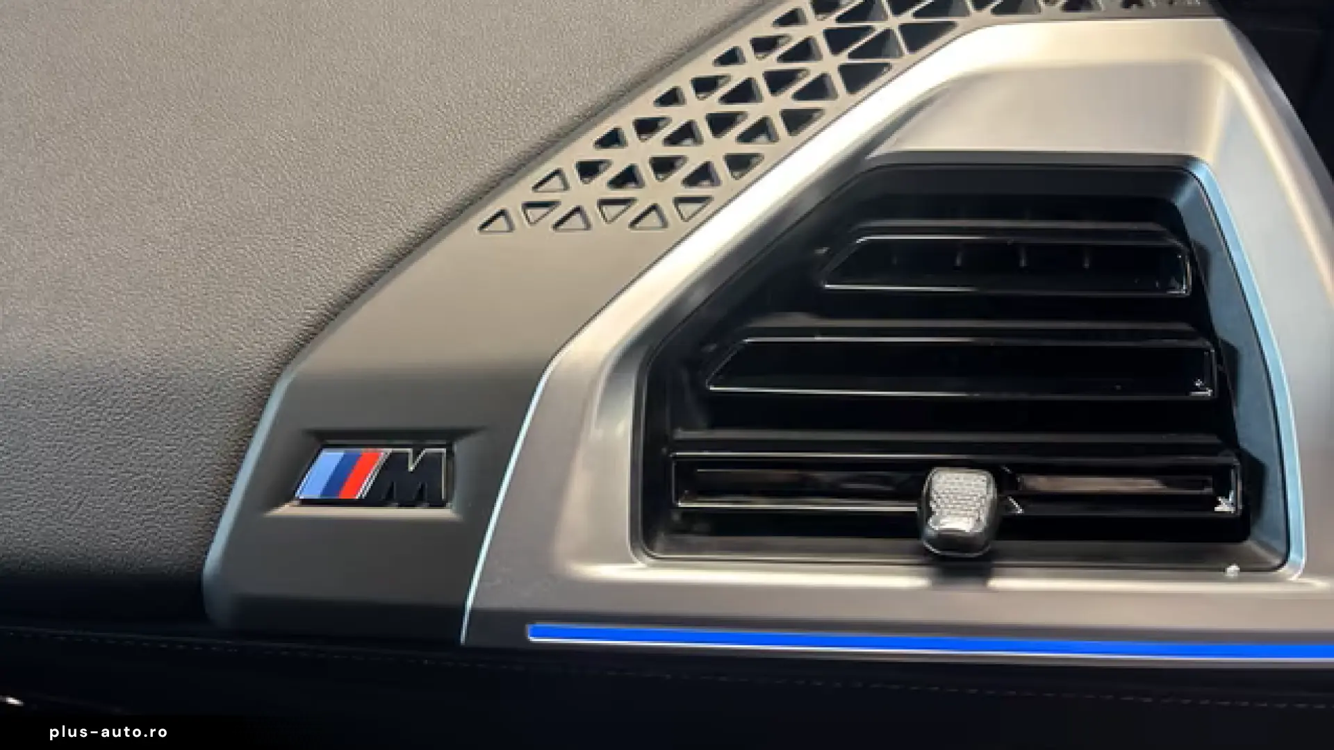 BMW XM 50e AHK ACC 360  H K Massage