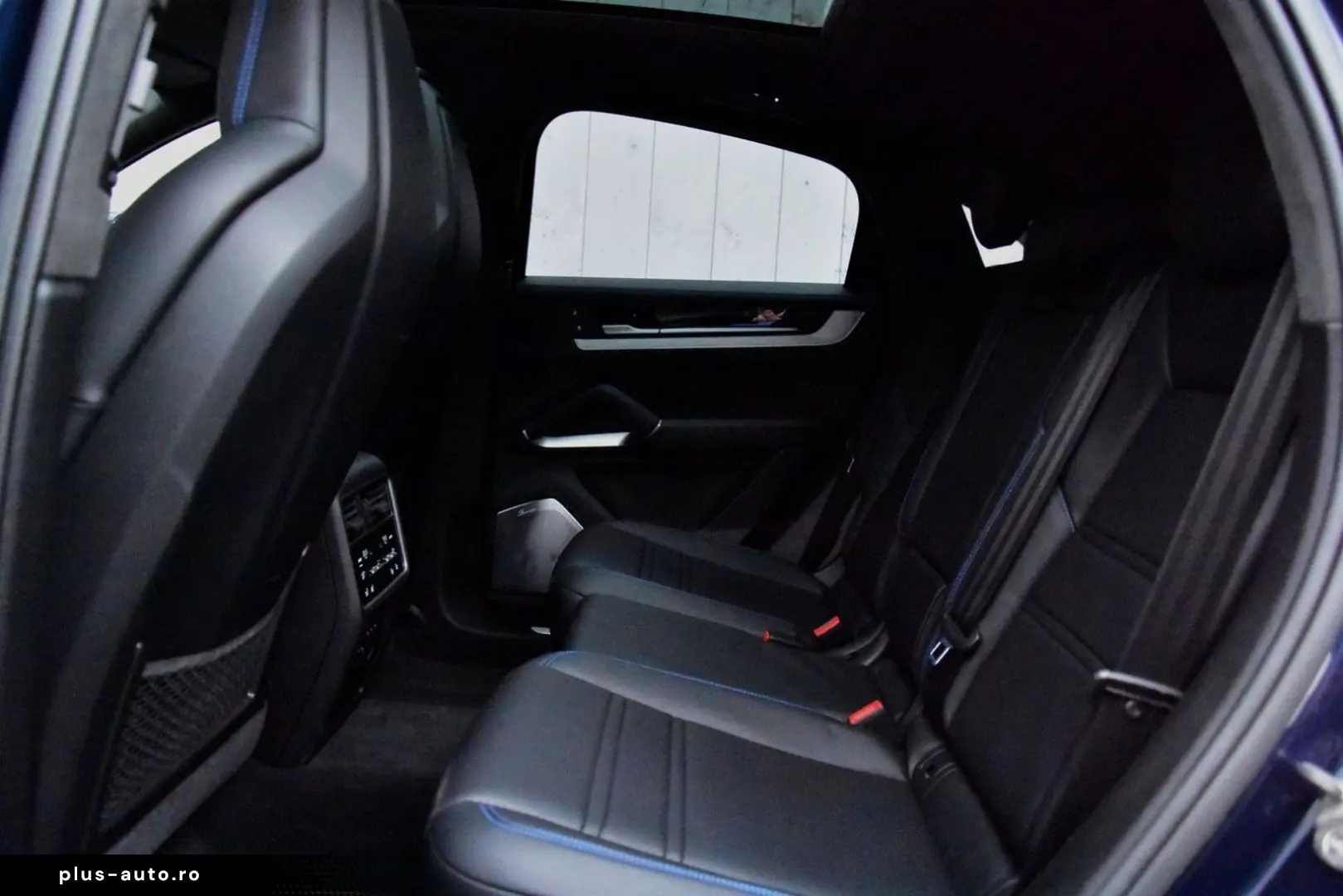 PORSCHE Cayenne Coupé 3.0 E-Hybrid   Burmester   Sport C