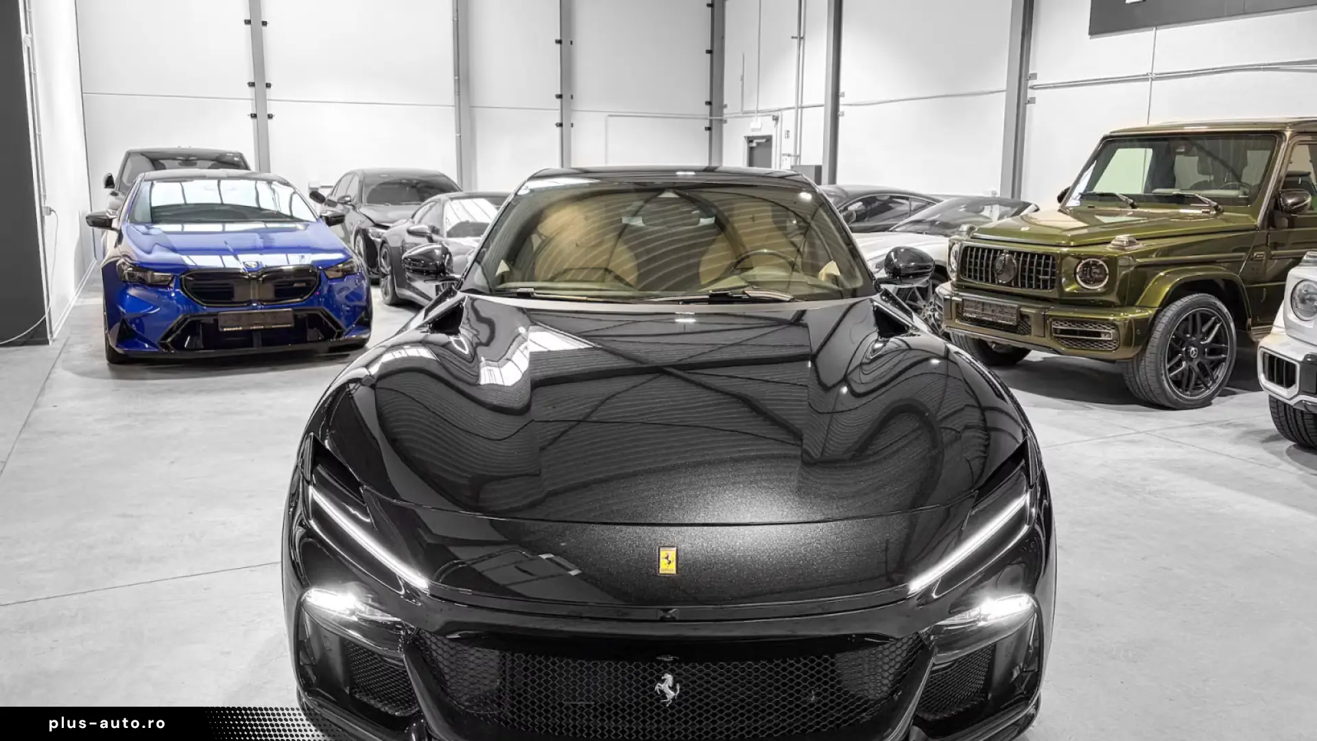 Ferrari Purosangue V12 725 CP