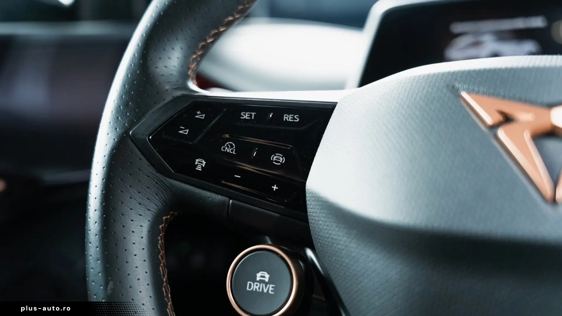 Cupra Tavascan 210kW ACC 3-ZONE PA  CAMERA NAVI LED