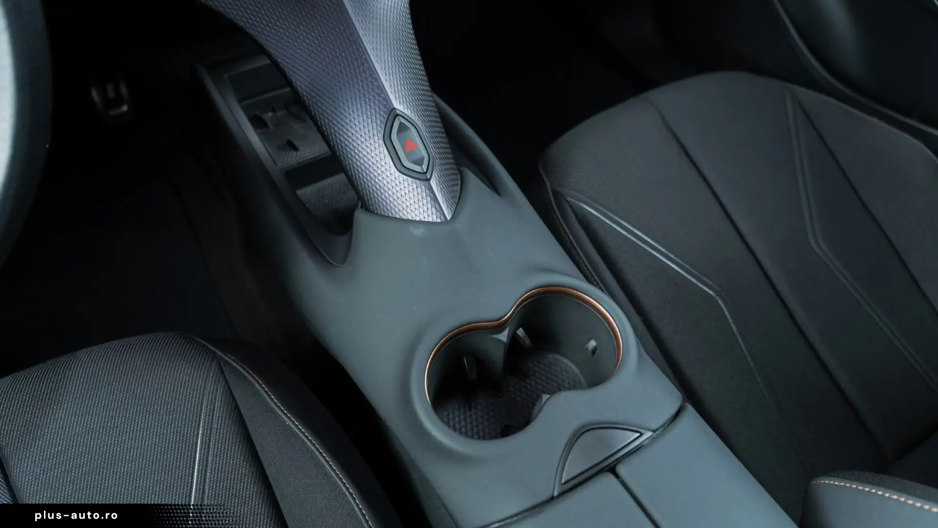 Cupra Tavascan 210kW ACC 3-ZONE PA  CAMERA NAVI LED