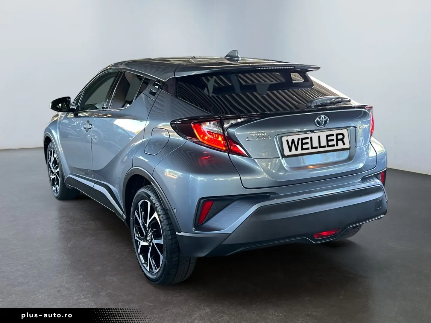 TOYOTA C-HR 1.8 Hybrid Team D  LED CarPlay ACC CAM SHZ