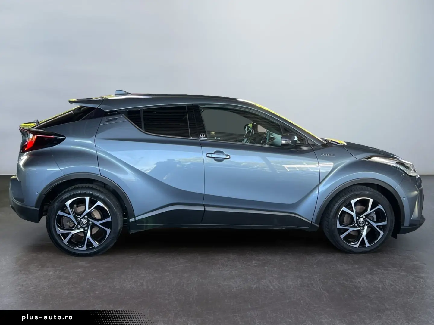 TOYOTA C-HR 1.8 Hybrid Team D  LED CarPlay ACC CAM SHZ