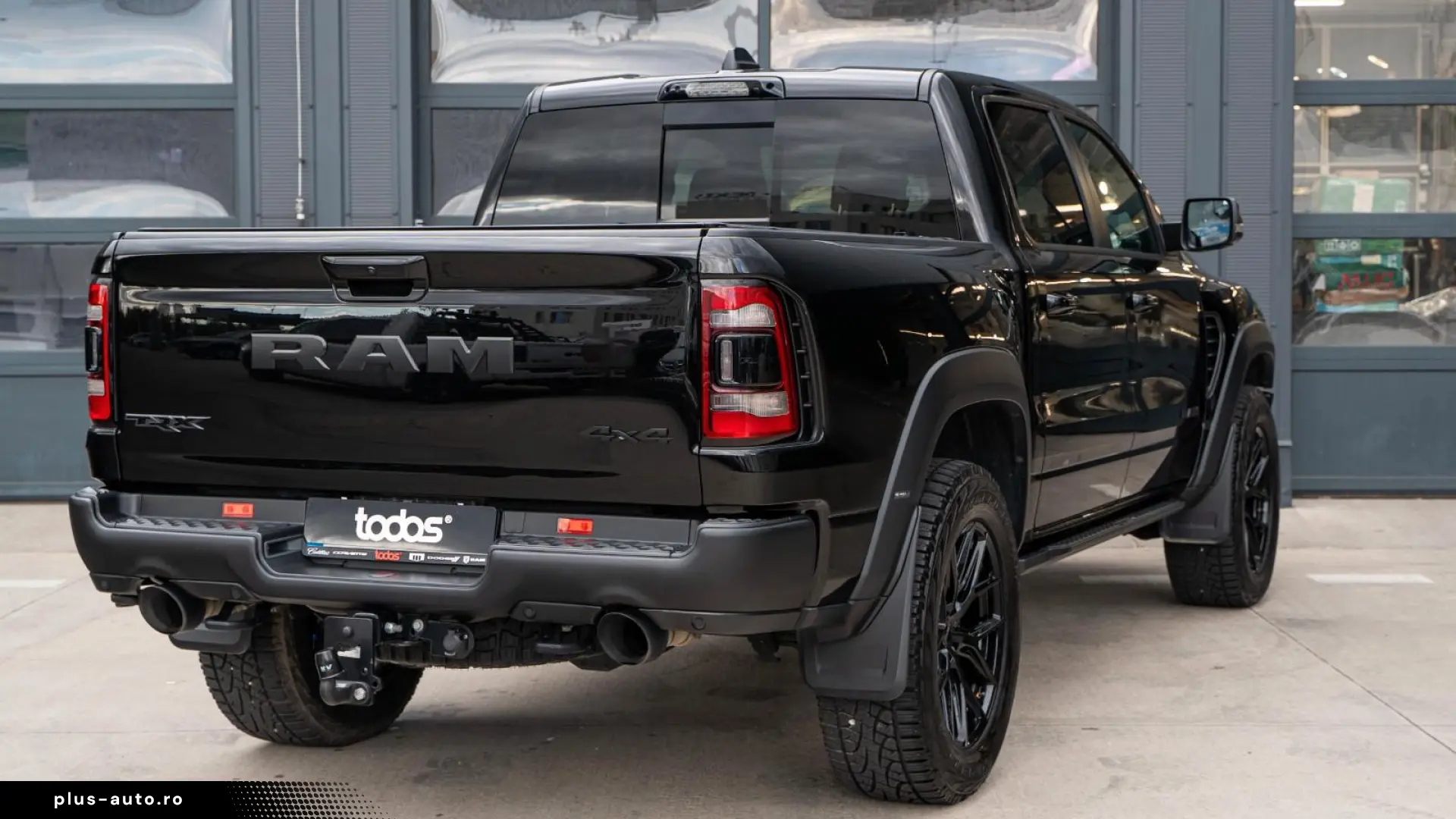 Dodge RAM 1500 TRX 6.2 V8 Supercharged – 711 CP