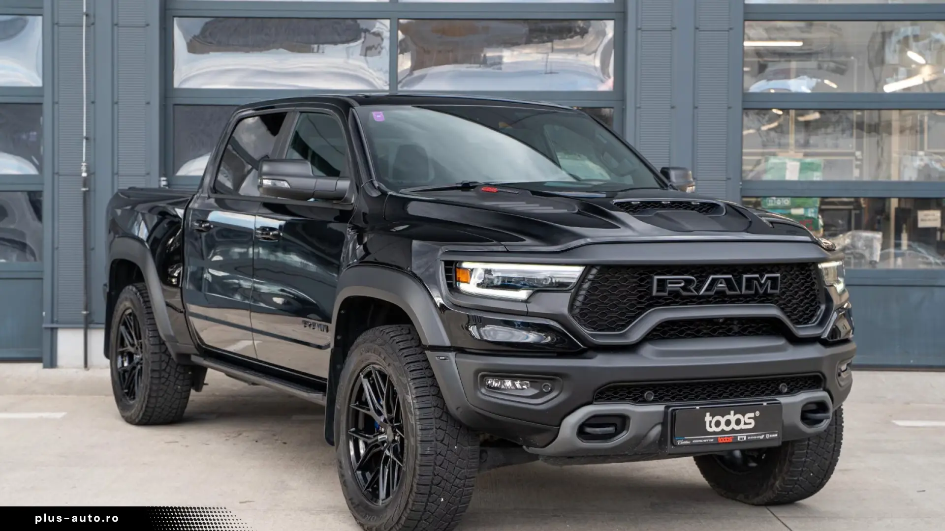 Dodge RAM 1500 TRX 6.2 V8 Supercharged – 711 CP