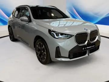BMW X3 30e xDrive AHK 360  HEAD-UP