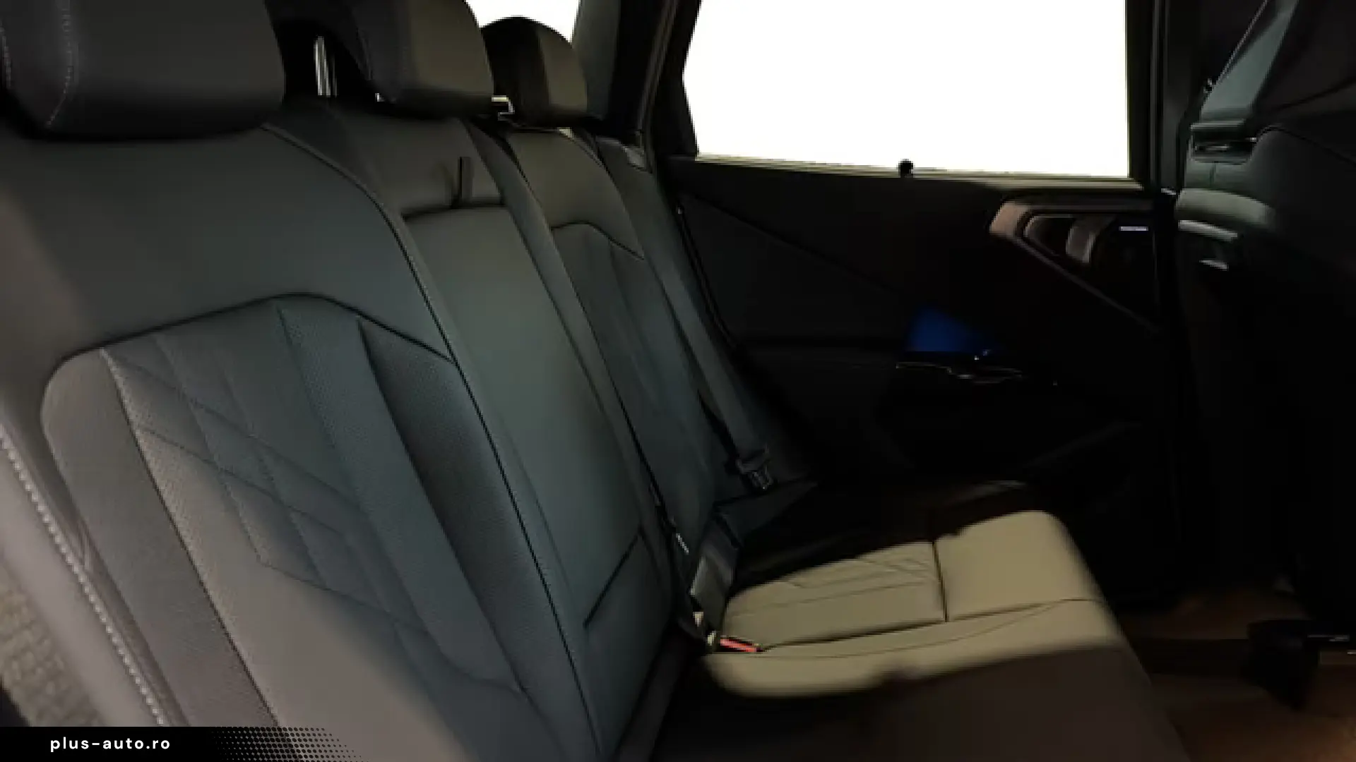 BMW X3 30e xDrive AHK 360  HEAD-UP