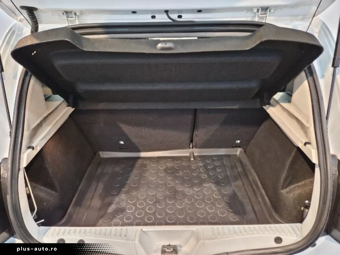 DACIA SANDERO 1.0 SCe 75 CP Plus