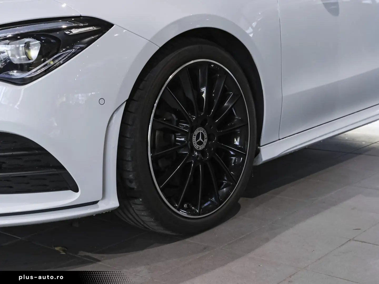 MERCEDES-BENZ CLA 250 4M AMG Night 19  Pano Kamera CarPlay