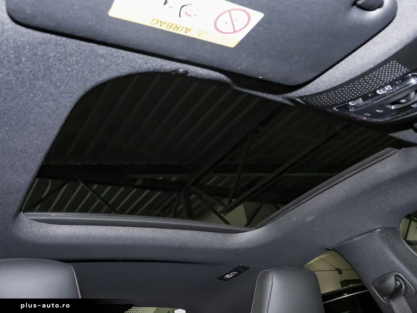 MERCEDES-BENZ CLA 250 4M AMG Night 19  Pano Kamera CarPlay