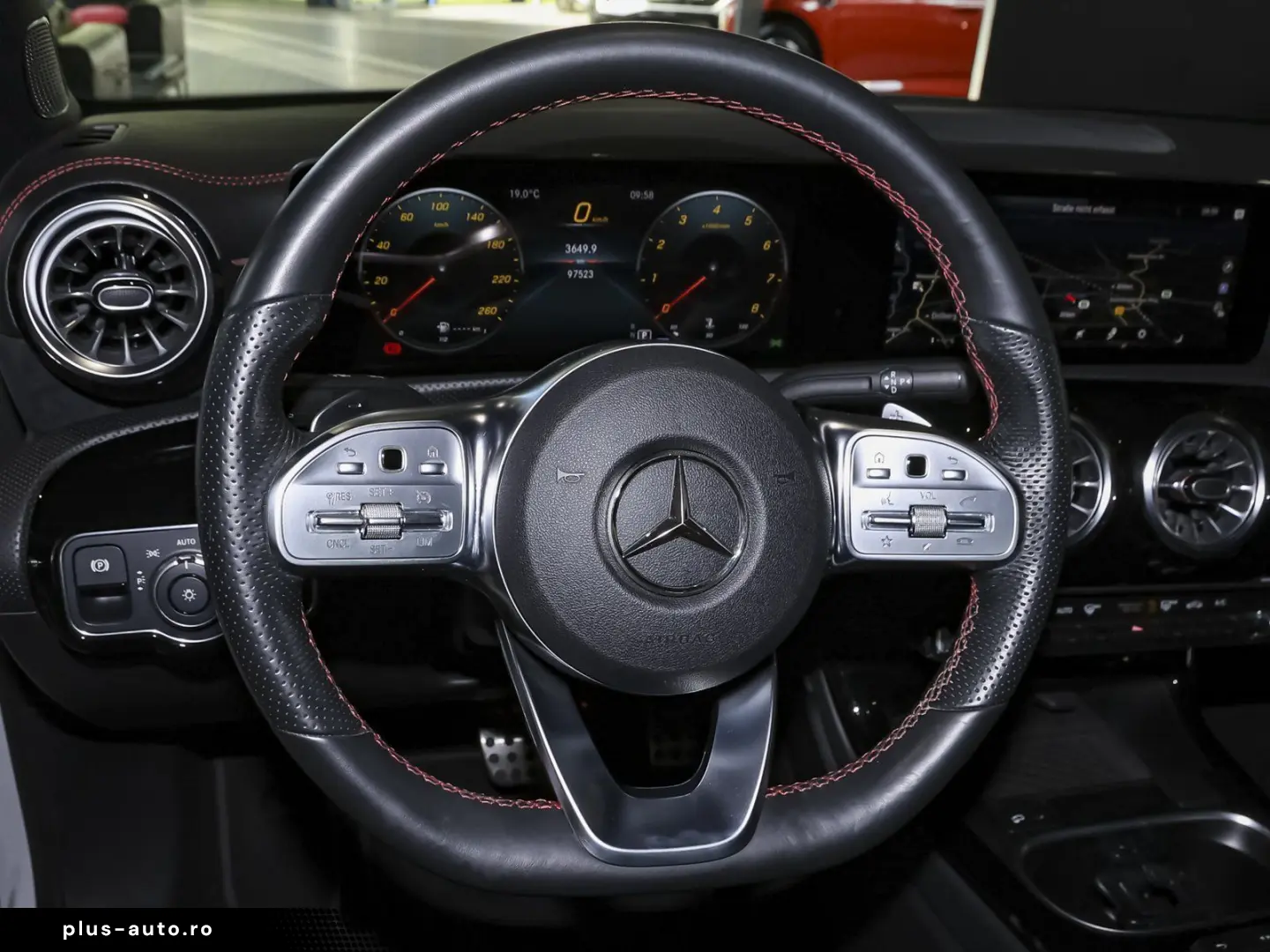 MERCEDES-BENZ CLA 250 4M AMG Night 19  Pano Kamera CarPlay