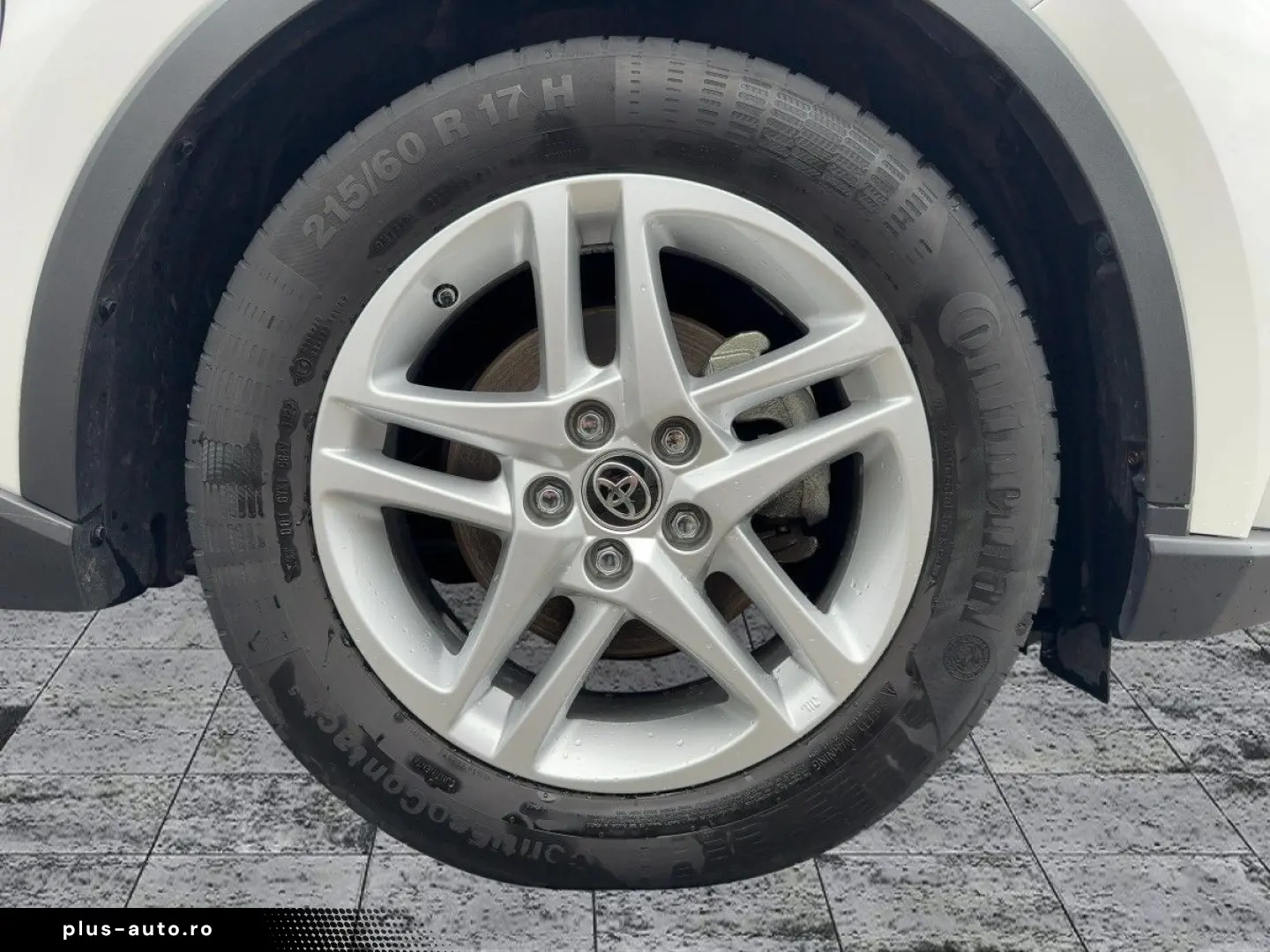 TOYOTA C-HR 1.8 HSD 4x2 Bi-LED RFK GRA DAB LM