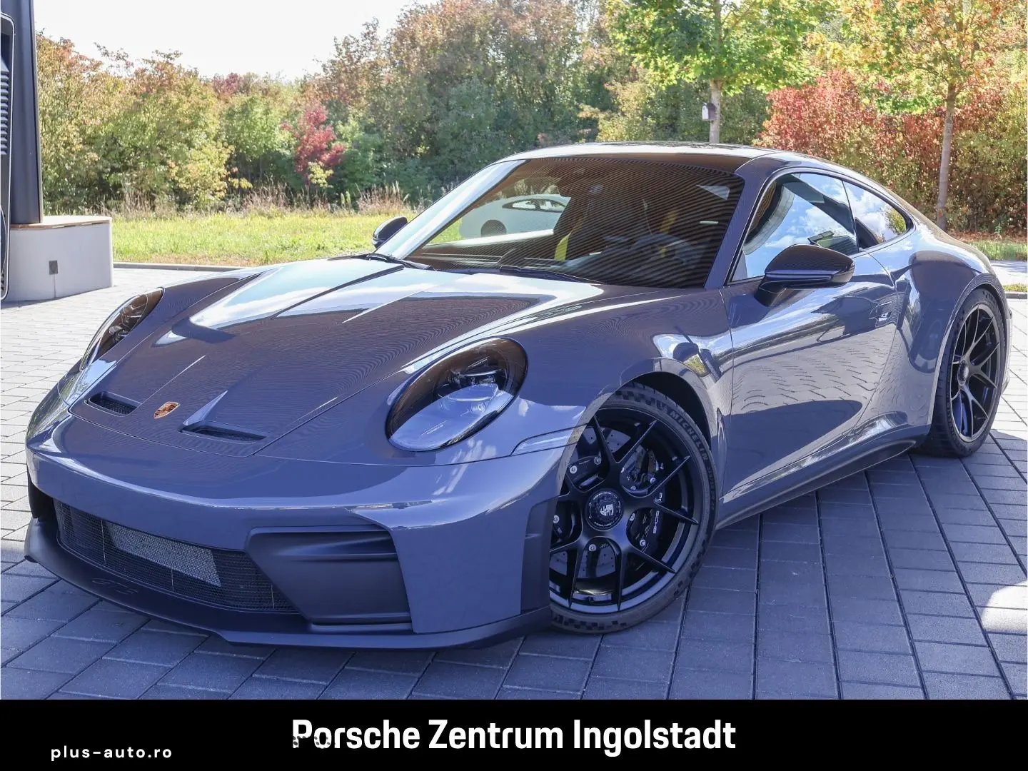 PORSCHE 992 911 GT3 Touring PCCB Liftachse Leichtbau Pak