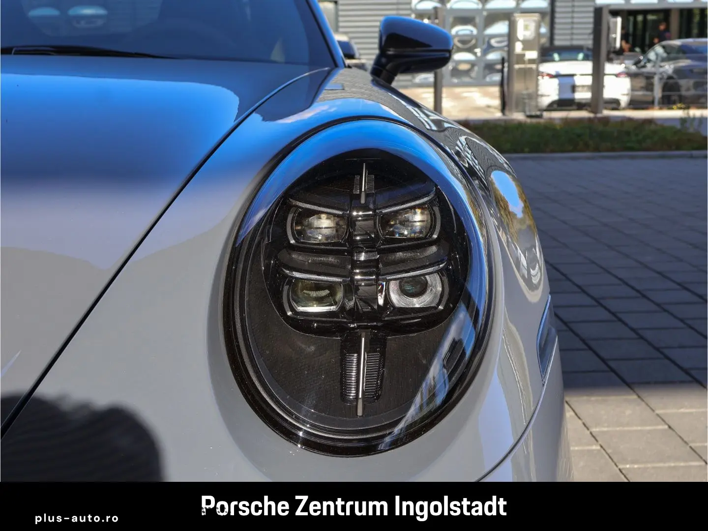 PORSCHE 992 911 GT3 Touring PCCB Liftachse Leichtbau Pak