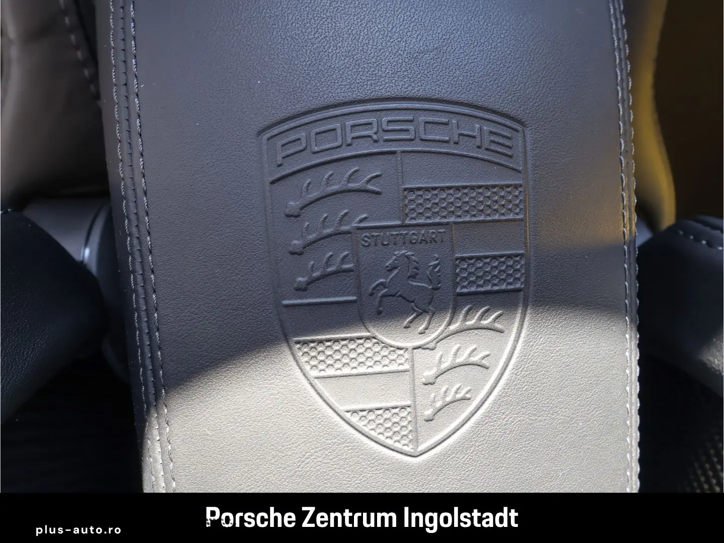 PORSCHE 992 911 GT3 Touring PCCB Liftachse Leichtbau Pak