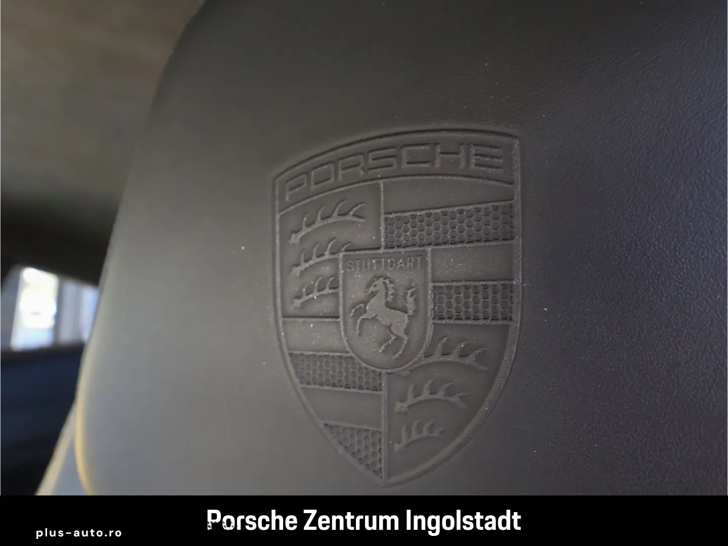 PORSCHE 992 911 GT3 Touring PCCB Liftachse Leichtbau Pak