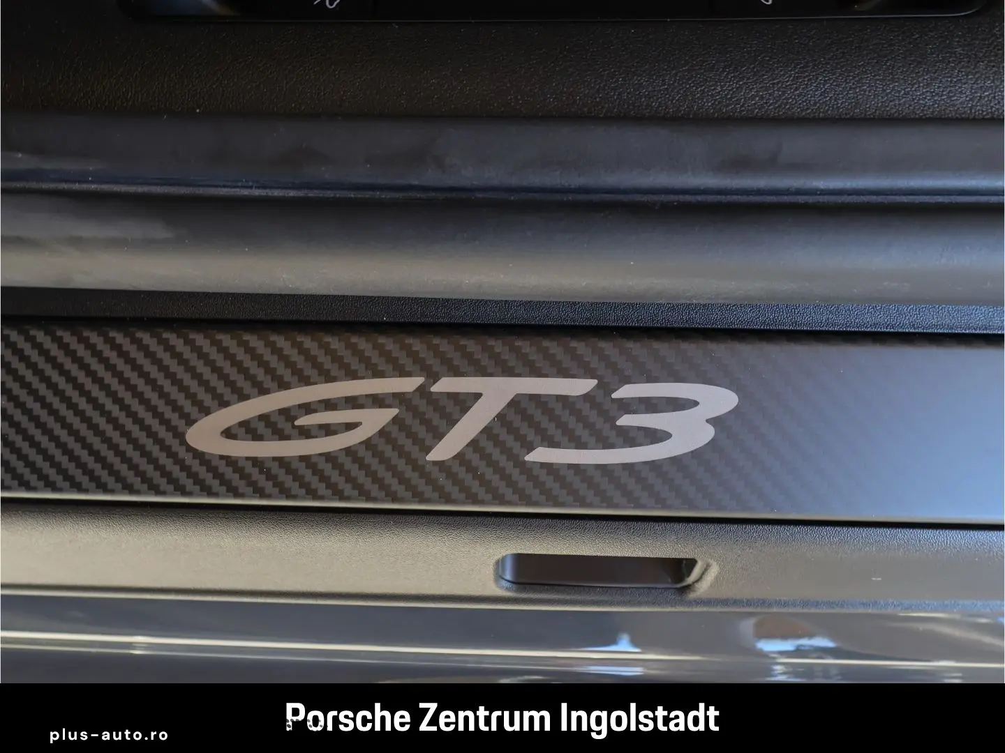 PORSCHE 992 911 GT3 Touring PCCB Liftachse Leichtbau Pak