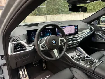 BMW X6 xDr30d M Sport PANO-SKY B&W 2Achs Massag 360