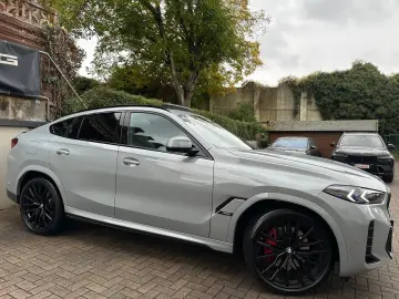 BMW X6 xDr30d M Sport PANO-SKY B&W 2Achs Massag 360