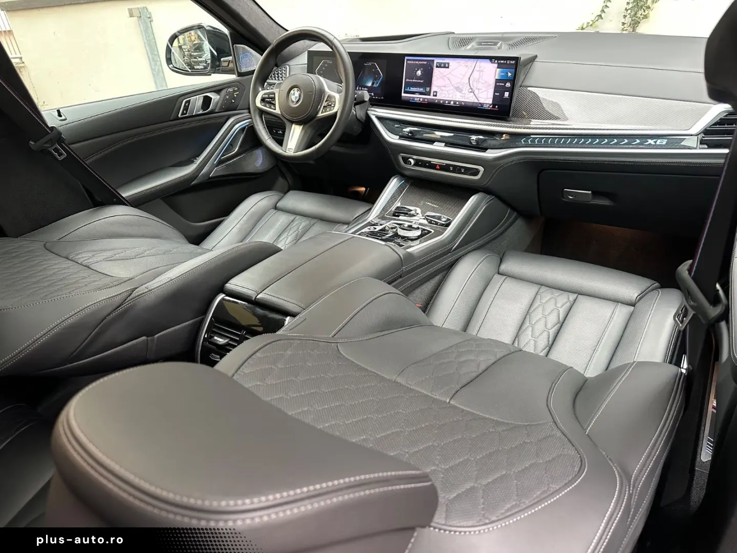 BMW X6 xDr30d M Sport PANO-SKY B&W 2Achs Massag 360