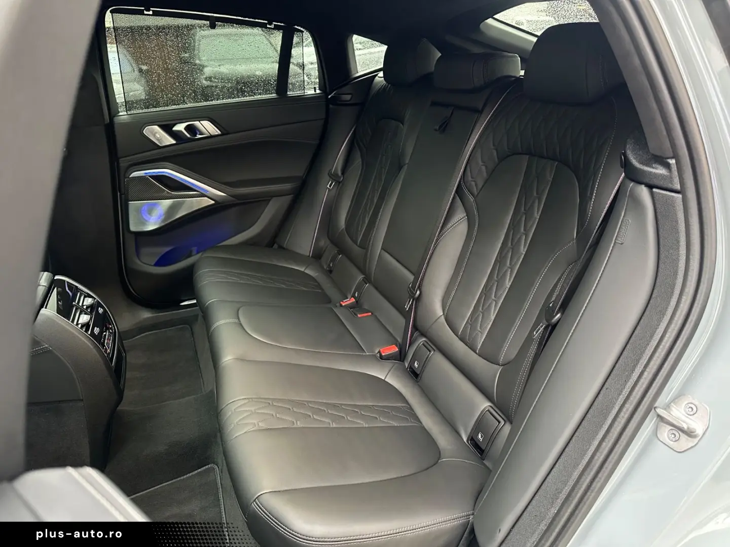 BMW X6 xDr30d M Sport PANO-SKY B&W 2Achs Massag 360