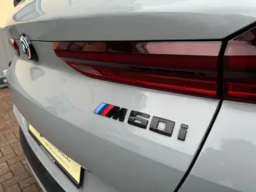 BMW X6 xDr30d M Sport PANO-SKY B&W 2Achs Massag 360