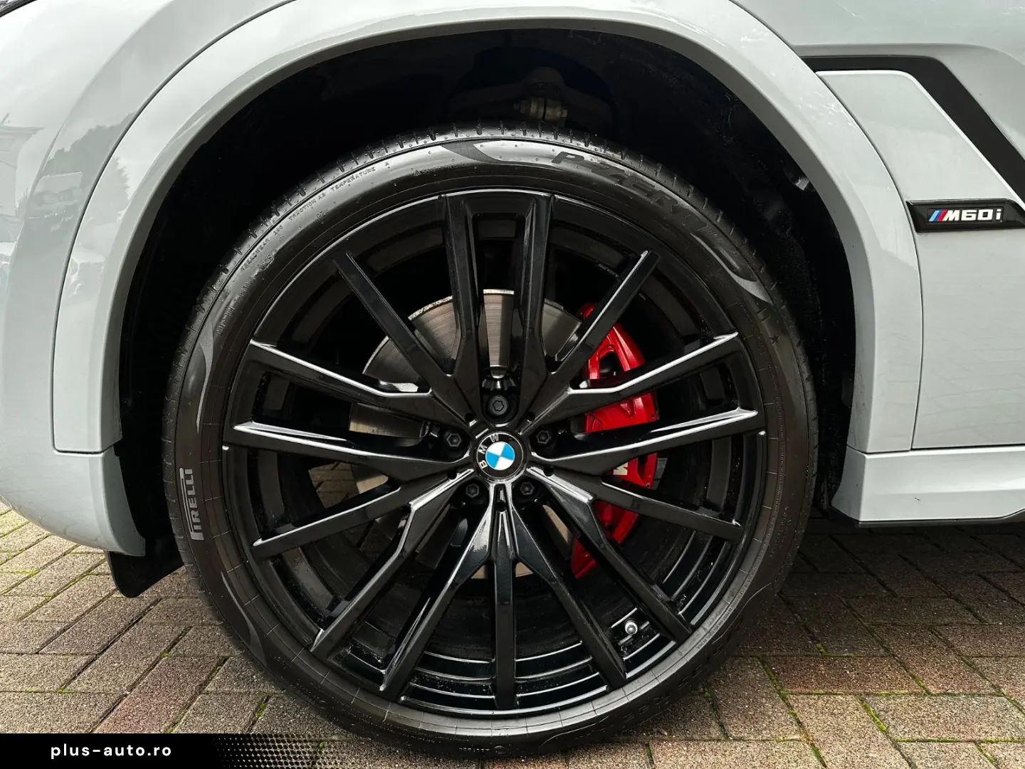 BMW X6 xDr30d M Sport PANO-SKY B&W 2Achs Massag 360