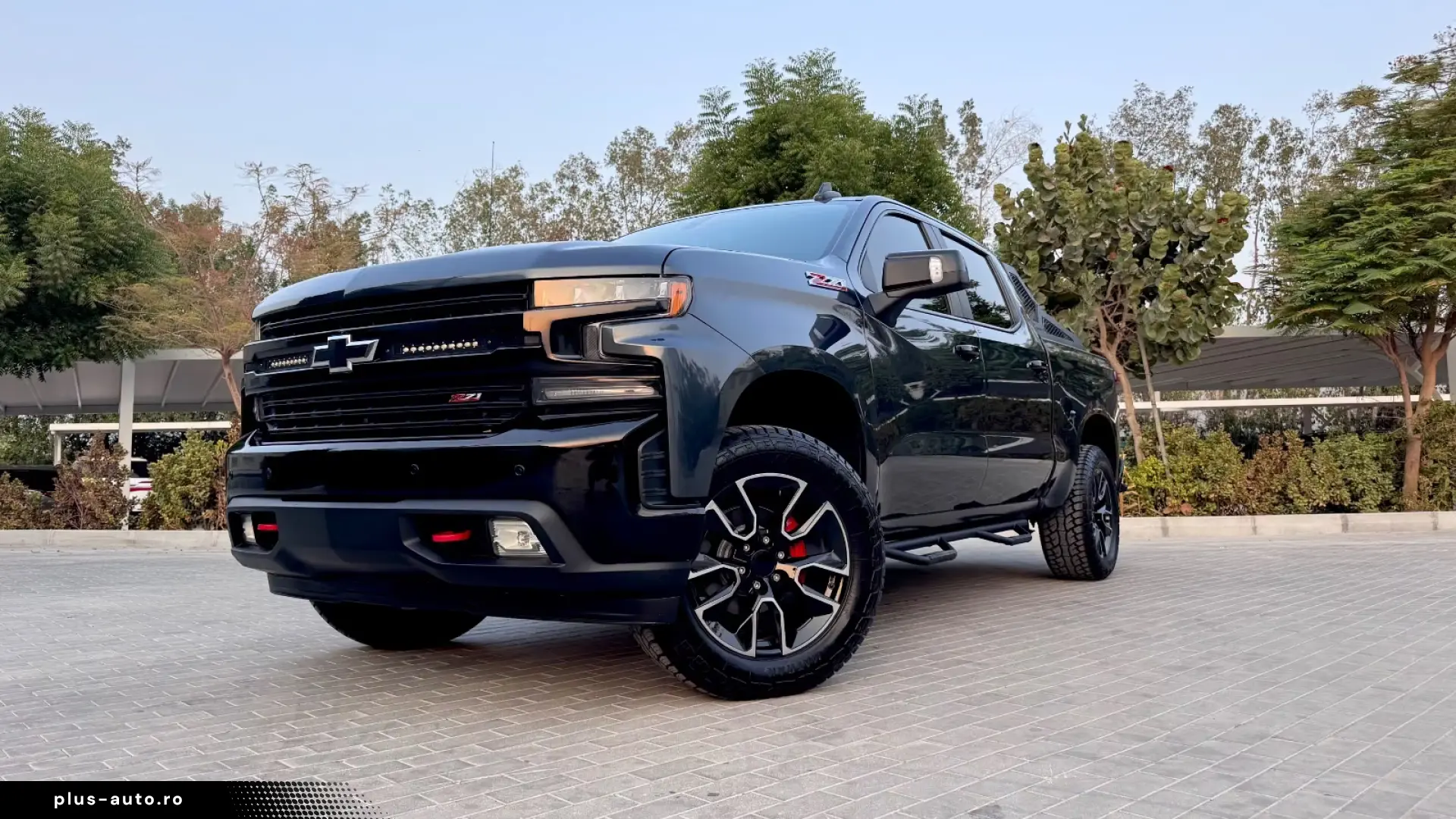 Chevrolet Silverado Z71 V8 4x4 – 360 CP