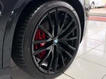 BMW X5 30d xDrive M Sport Pro Sky Lounge ACC Mwst
