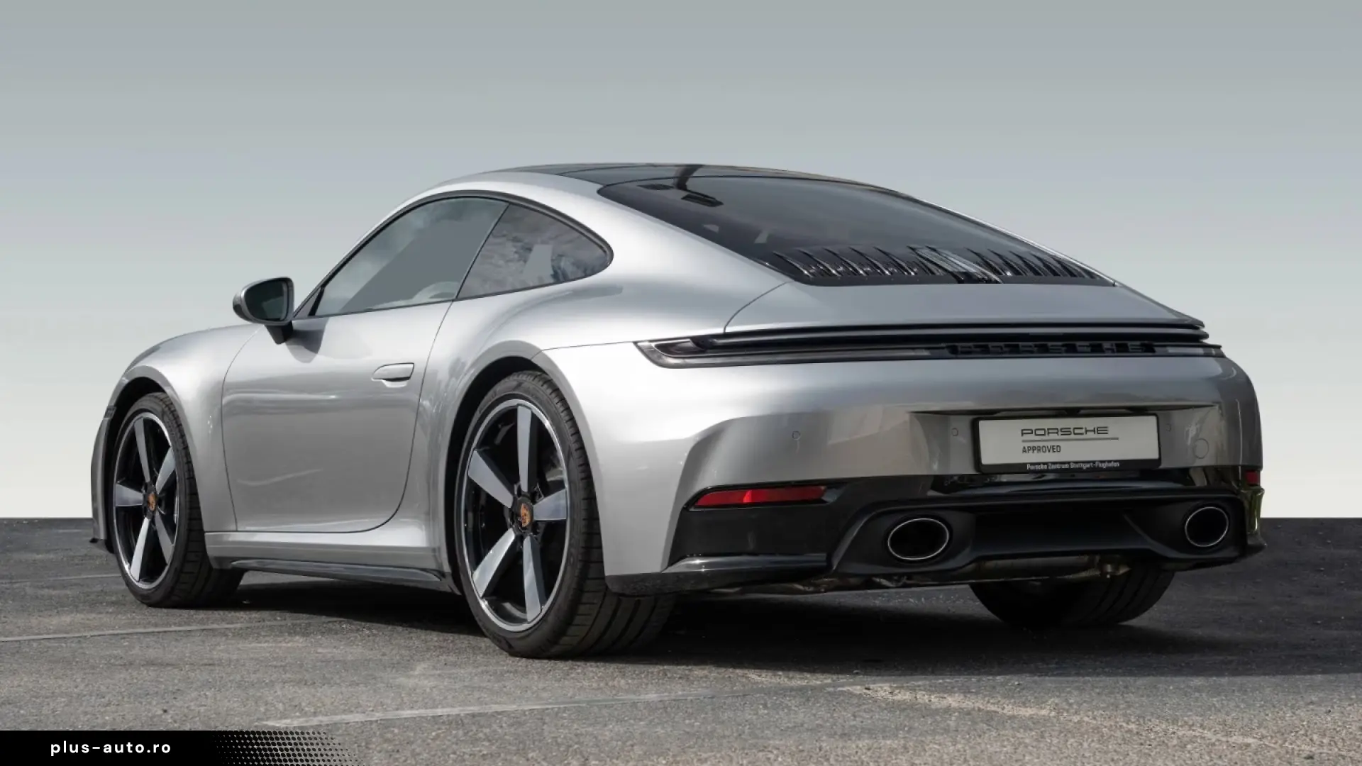 Porsche 992 992-2 911 Carrera SportDesign package BOSE