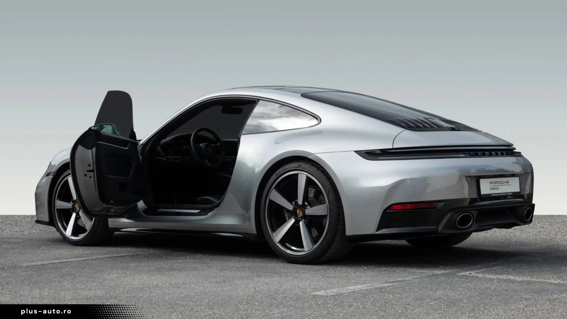 Porsche 992 992-2 911 Carrera SportDesign package BOSE