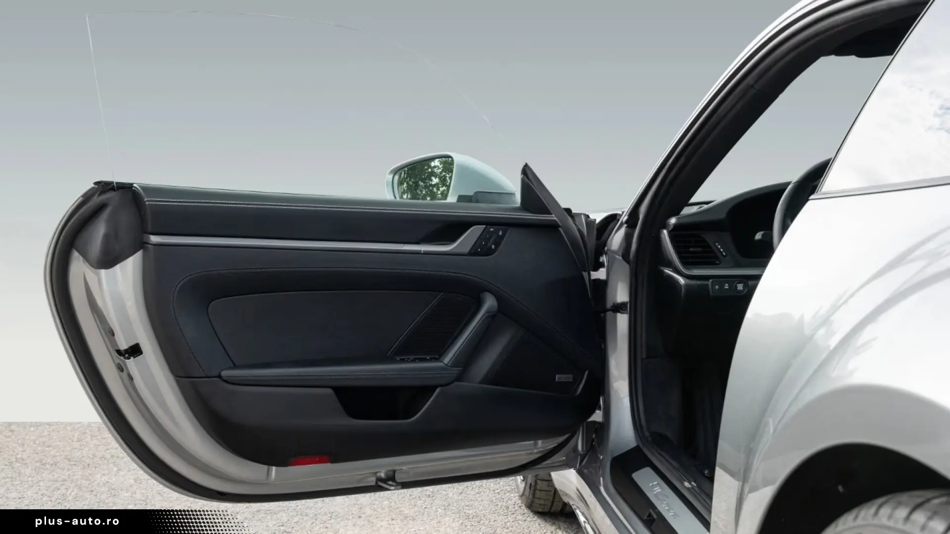 Porsche 992 992-2 911 Carrera SportDesign package BOSE
