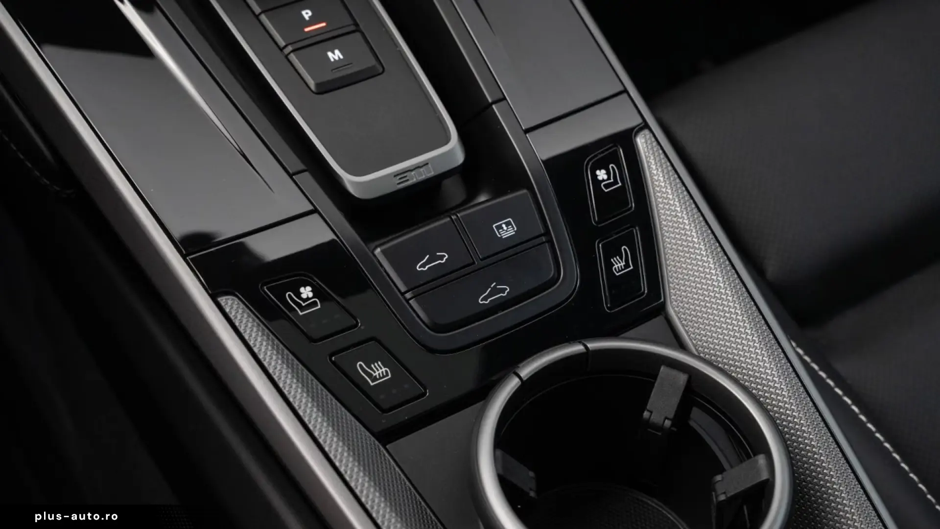 Porsche 992 992-2 911 Carrera SportDesign package BOSE