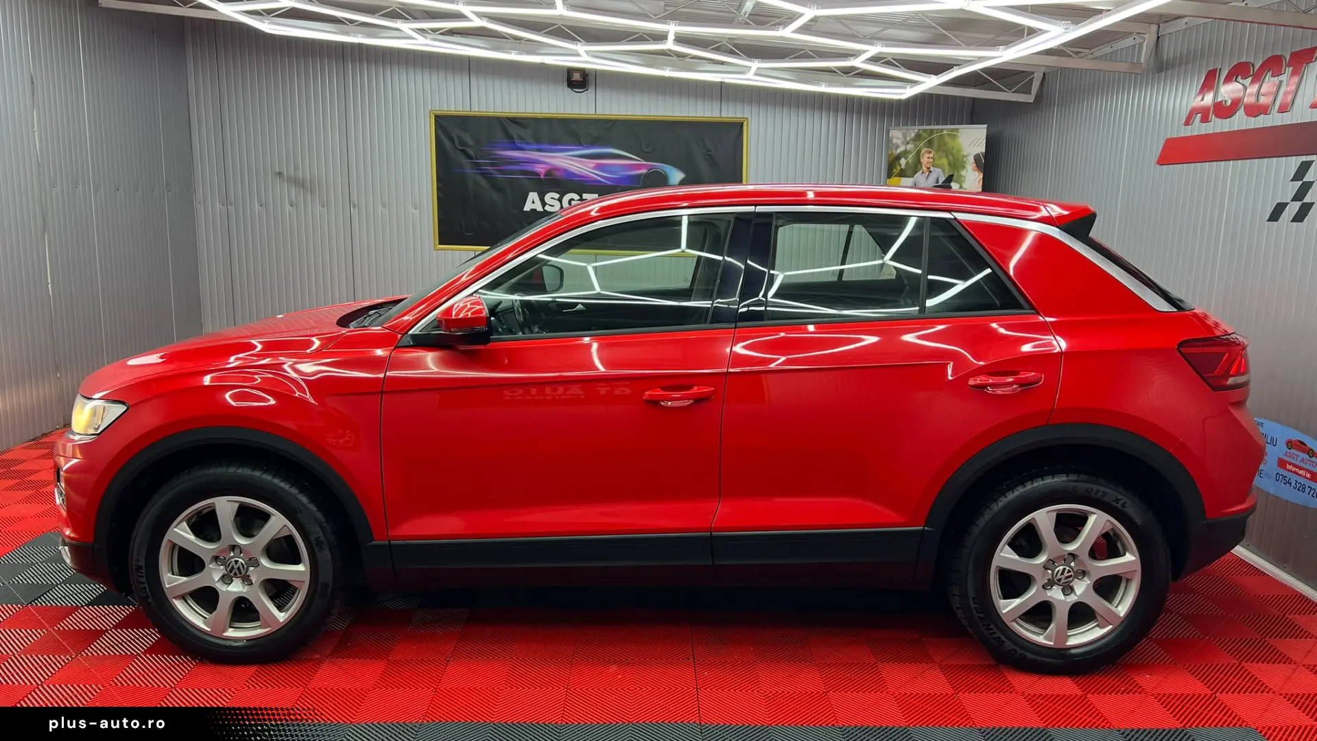 VW T-ROC  UNIC PROPRIETAR IN RO  2020  1598D 115 CP EURO6