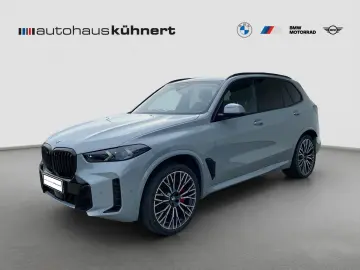 BMW X5 xDrive40d    M-Sport Pro Aktivlenk AHK Pano-D