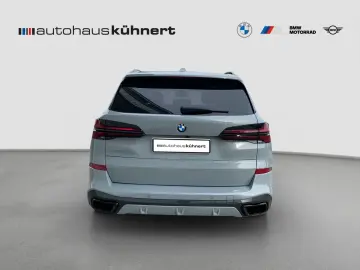BMW X5 xDrive40d    M-Sport Pro Aktivlenk AHK Pano-D