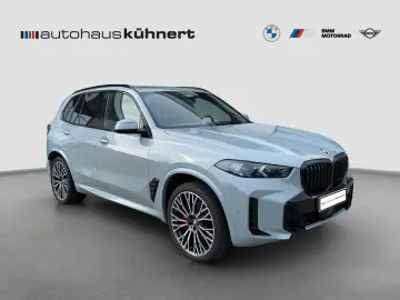 BMW X5 xDrive40d    M-Sport Pro Aktivlenk AHK Pano-D