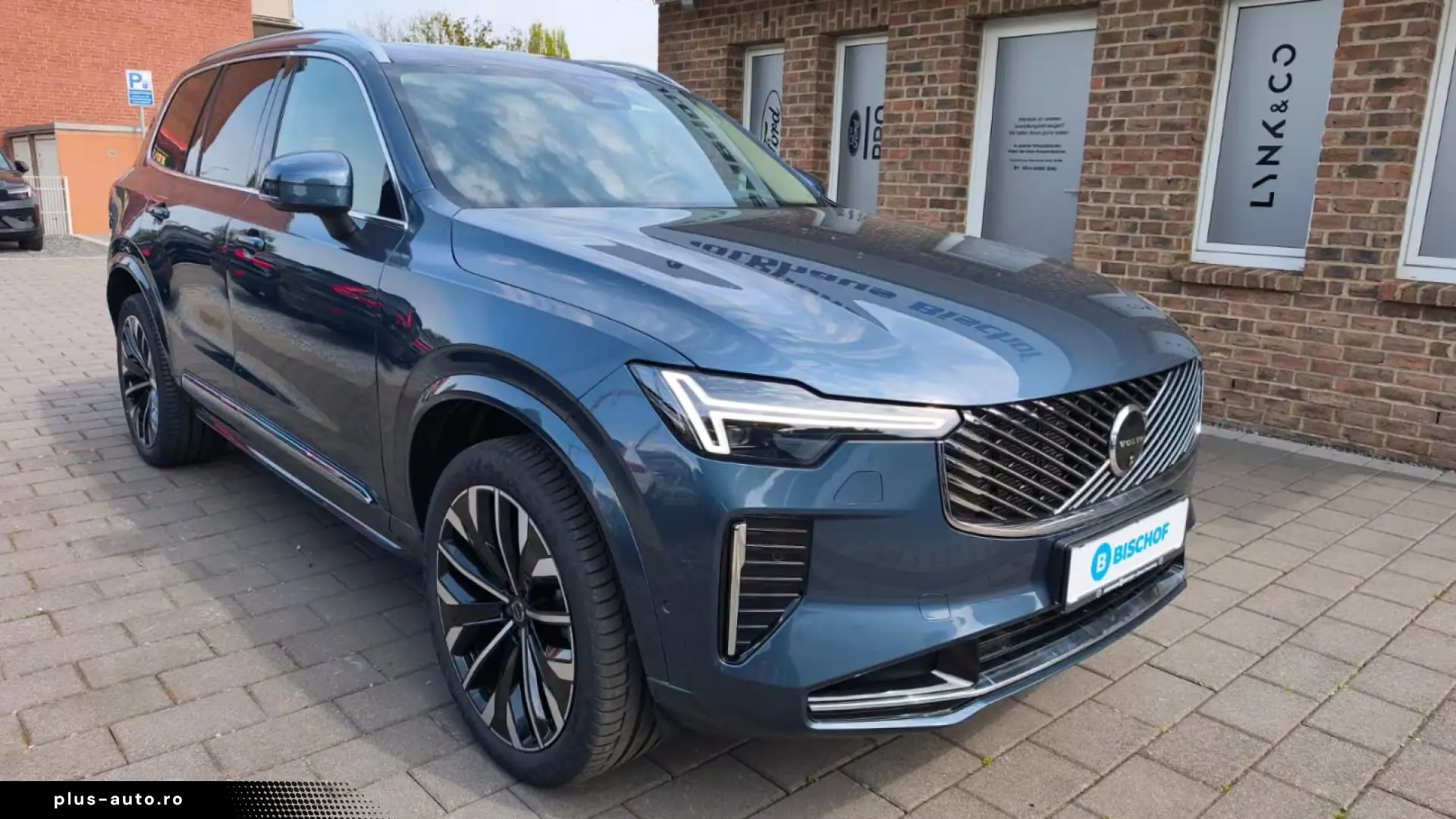 VOLVO XC90 T8 RECHARGE ULTRA BRIGHT MASSAGE