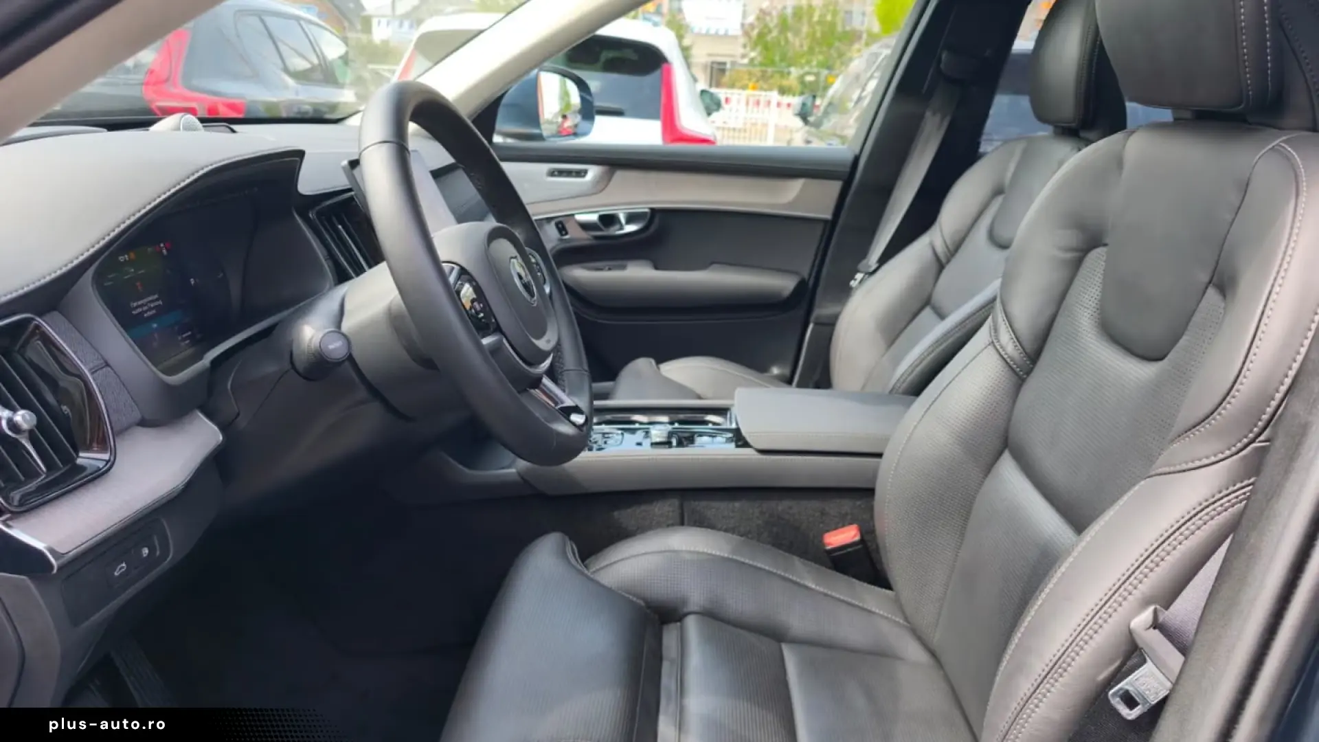 VOLVO XC90 T8 RECHARGE ULTRA BRIGHT MASSAGE
