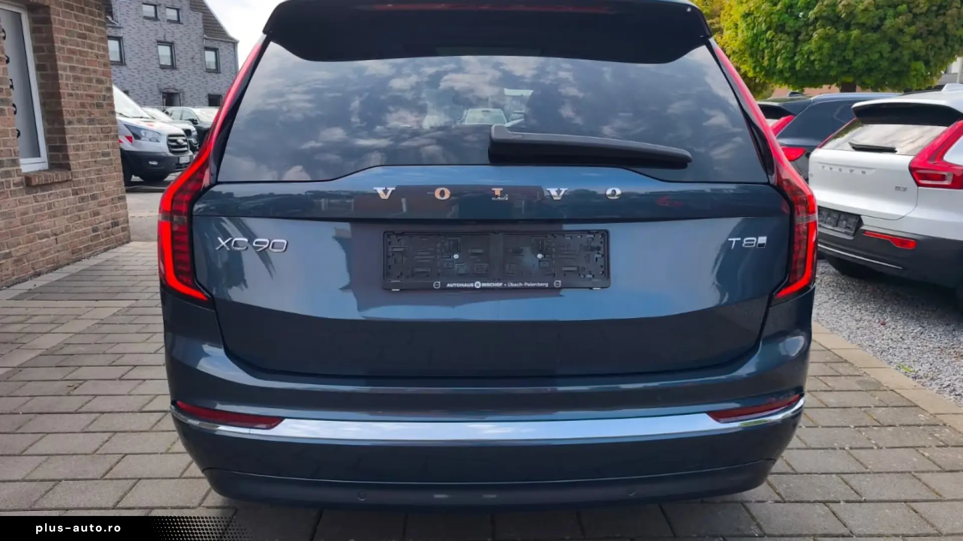 VOLVO XC90 T8 RECHARGE ULTRA BRIGHT MASSAGE