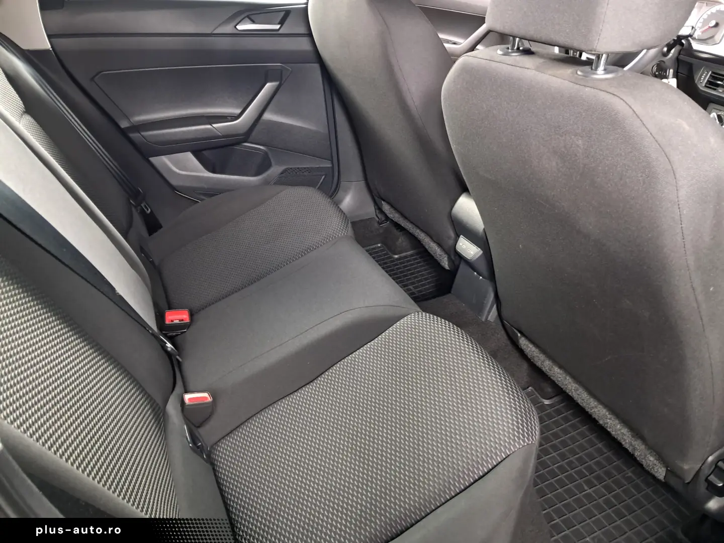 VOLKSWAGEN POLO LIFE 1.0TSI 80CP 2021