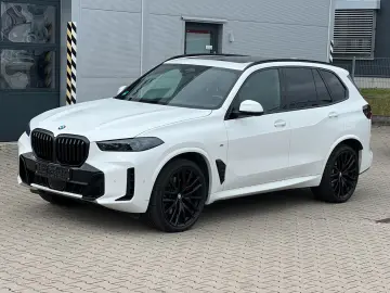 BMW X5 30 d xDrive M Sport  PRO HK Live   LED