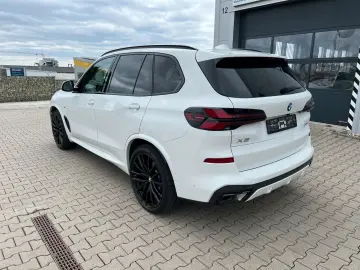 BMW X5 30 d xDrive M Sport  PRO HK Live   LED