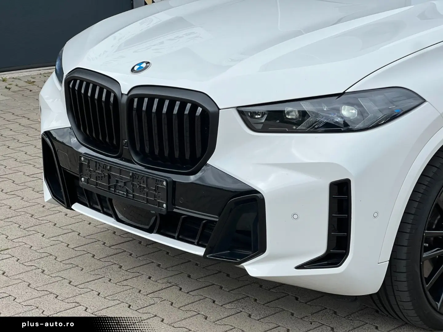BMW X5 30 d xDrive M Sport  PRO HK Live   LED