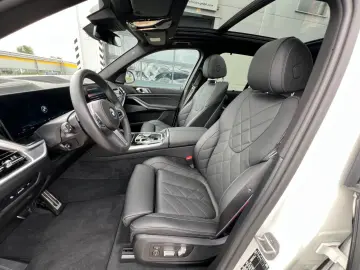 BMW X5 30 d xDrive M Sport  PRO HK Live   LED