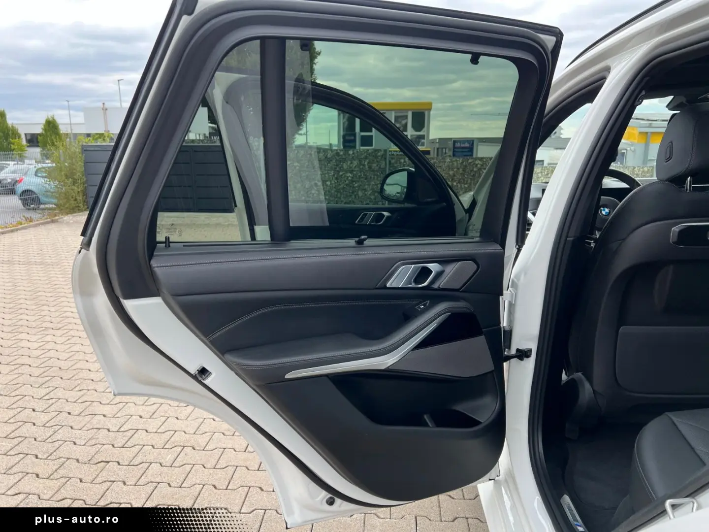 BMW X5 30 d xDrive M Sport  PRO HK Live   LED