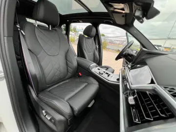 BMW X5 30 d xDrive M Sport  PRO HK Live   LED