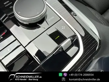 BMW X5 30 d xDrive M Sport LUFT AHK PANORAMA H&K 22