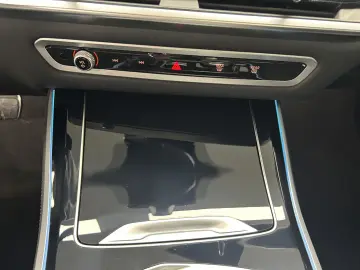 BMW X5 xDrive40d M Sportpaket Pro HK HiFi DAB LED AH